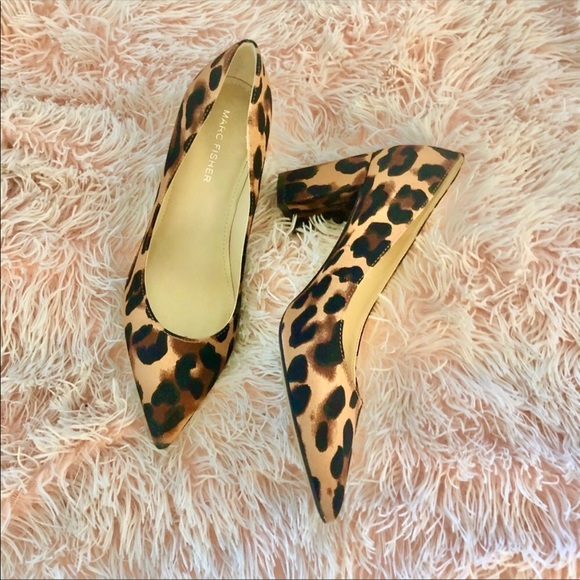 Marc Fisher leopard heels - Picture 2 of 5